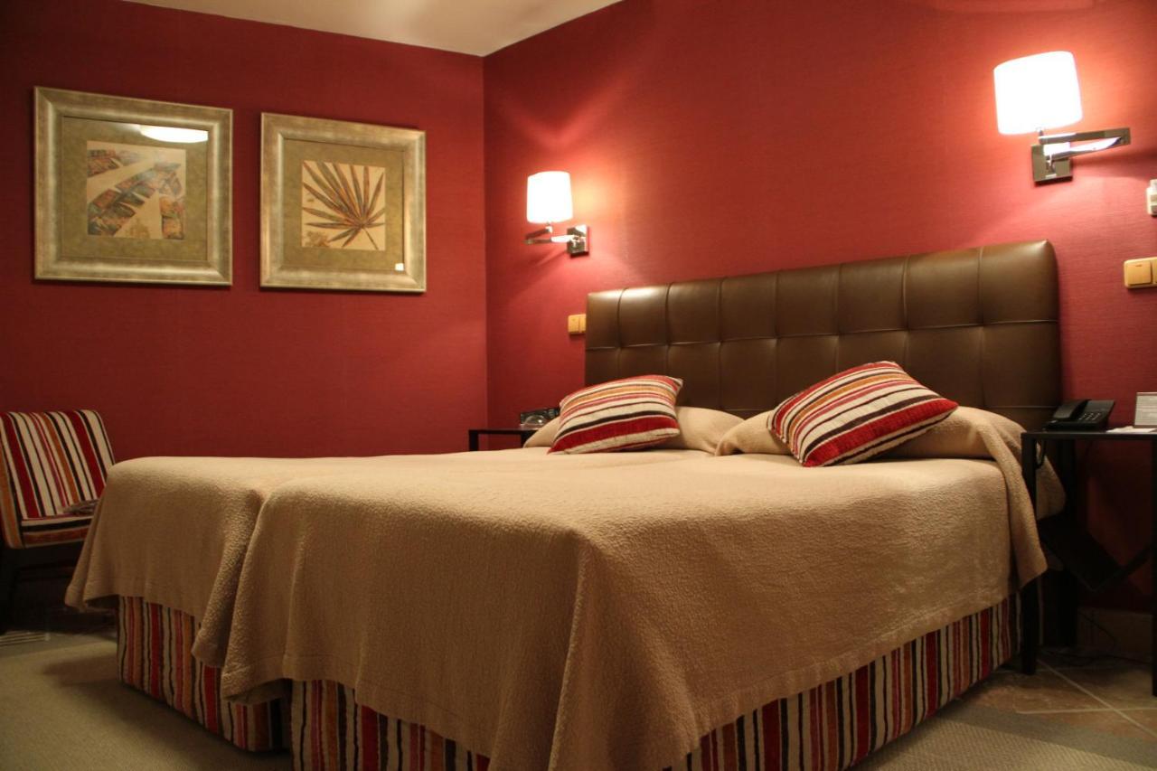 Hotel Palacio Dos Olivos Galdeano Ngoại thất bức ảnh